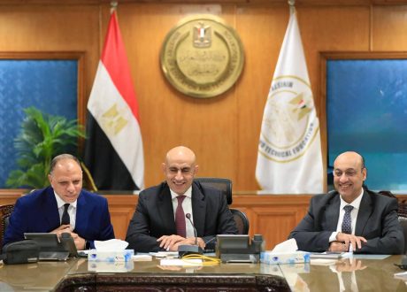 وزير التربية والتعليم يتابع انتظام أول أيام امتحانات الثانوية العامة من غرفة العمليات المركزية بالوزارة