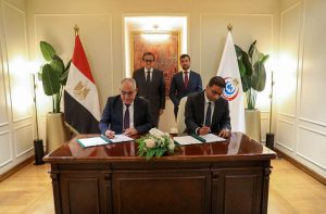 «الصحة» و«روش إيجيبت» تتعاونان لرقمنة خدمات الرمد وتحسين علاج مرضى قوائم الانتظار