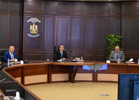مدبولي: مؤشرات إيجابية تعزز الثقة في الاقتصاد المصري.. والحكومة تعد برنامجًا اقتصاديًا جديدًا لما بعد صندوق النقد