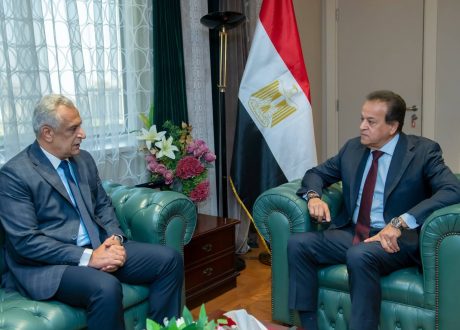 وزيرا الصحة والإنتاج الحربي يبحثان تسريع تنفيذ المشروعات الصحية القومية