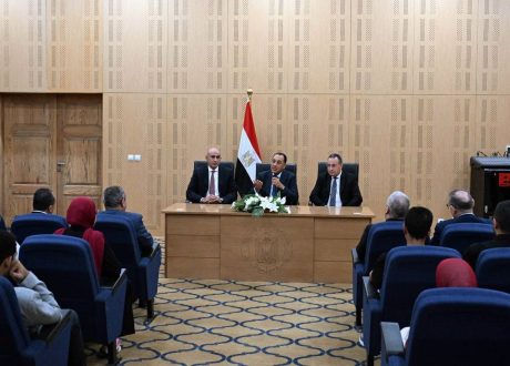 مدبولي لأوائل الثانوية العامة: التفوق الحقيقي يبدأ من الجامعة.. والمهارات والذكاء الاصطناعي مفتاح سوق العمل