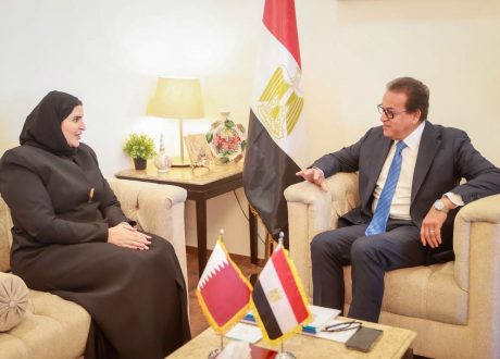 مصر وقطر تبحثان تعزيز التعاون الصحي ودعم غزة.. واتفاقية لإنشاء مستشفى بسوهاج بطاقة 360 سريراً
