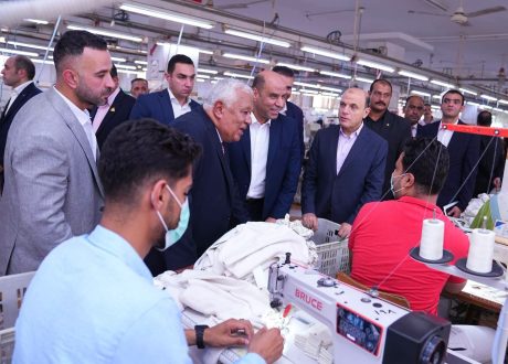 وزير العمل يتفقد مصانع المحلة لدعم الصناعة وتوفير فرص عمل للشباب