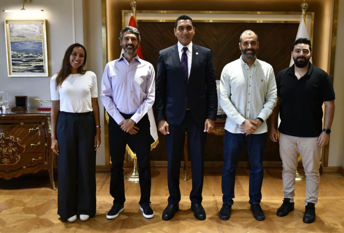 لتطوير الأداء الرياضي.. وزير الشباب يبحث مع «Blue Ribbon» سبل تعزيز إدارة وتشغيل الأندية
