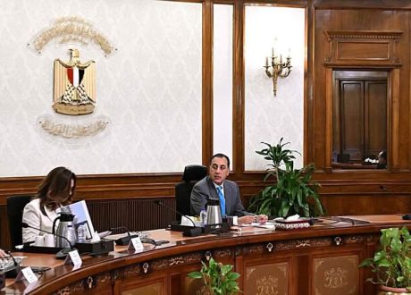 تنفيذًا لتوجيهات الرئيس.. رئيس الوزراء يتابع «تخضير القاهرة الكبرى»