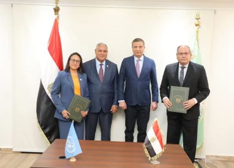 وزير الزراعة والممثل الإقليمي لـ «الفاو» يشهدان توقيع مشروعين لتحقيق التنمية الزراعية الشاملة بجنوب سيناء وتطوير قطاع الزيتون في مصر