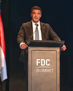 «التكنولوجيا تحدد التنافسية».. وزير الصناعة يدعو المصانع لتبني الذكاء الاصطناعي والحلول الرقمية