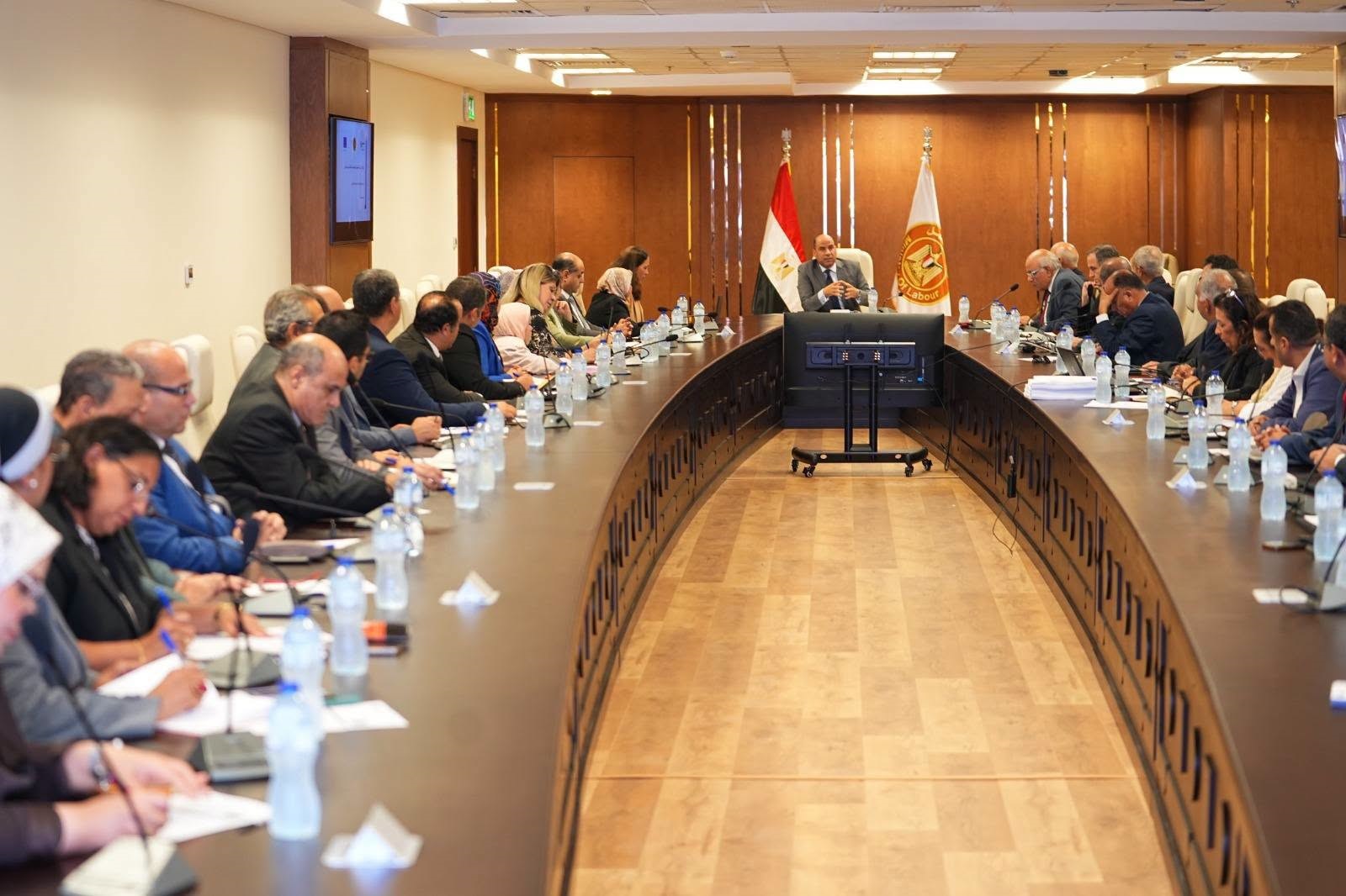 «تدريب ما يمكن تشغيله».. وزير العمل يطلق خطوات إعداد الاستراتيجية الوطنية للتدريب المهني