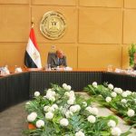 «قدرات جديدة من الشمس والرياح».. وزير الكهرباء يبحث ربط مشروعات الطاقة المتجددة بالشبكة
