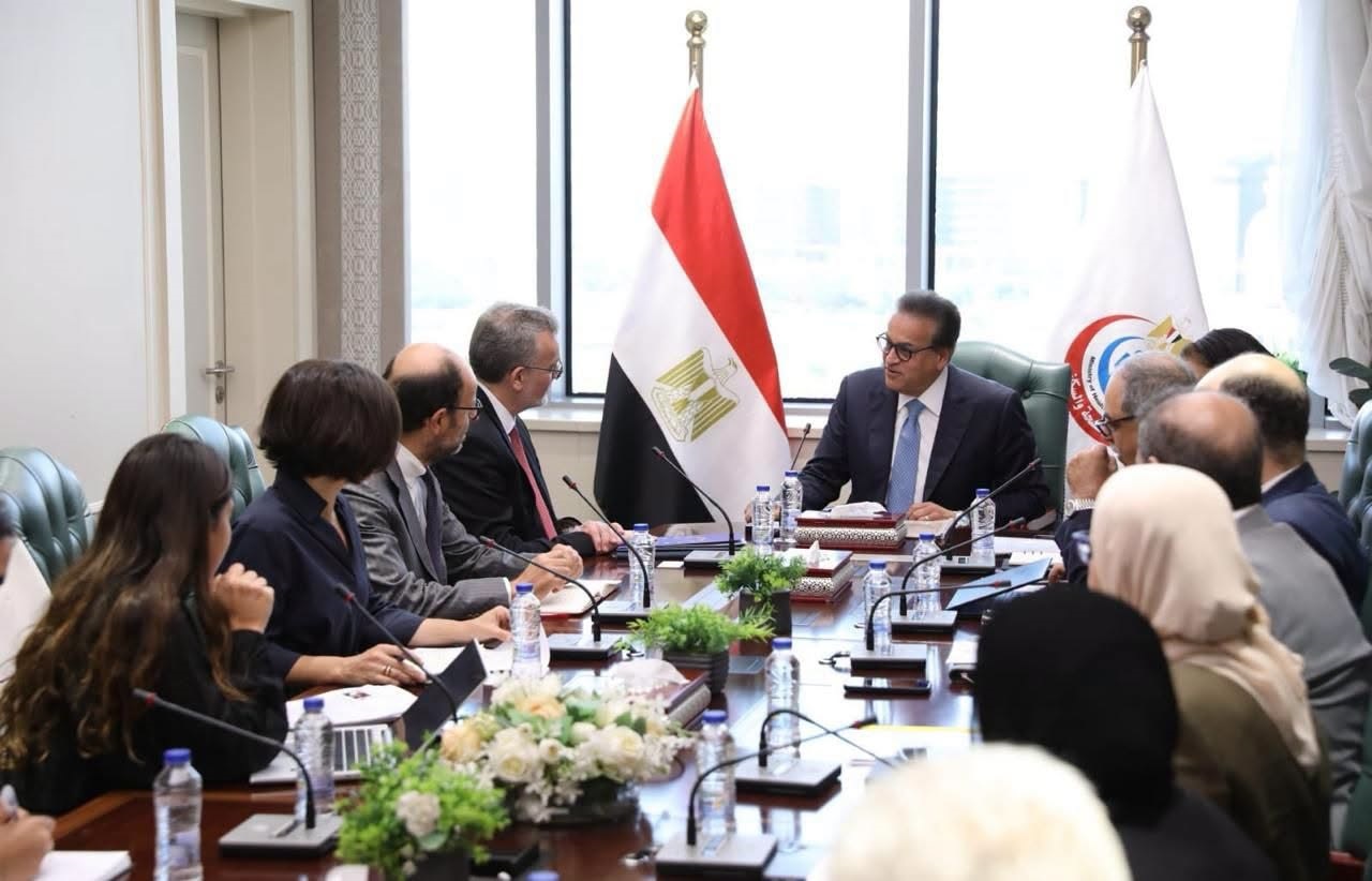 وزير الصحة يبحث مع بنك الاستثمار الأوروبي تمويل المشروعات الصحية ذات الأولوية