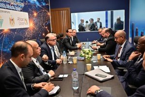 محمد فريد يبحث مع رئيس بنك التجارة والتنمية الأفريقي تمويل توسع الشركات المصرية في الأسواق الأفريقية