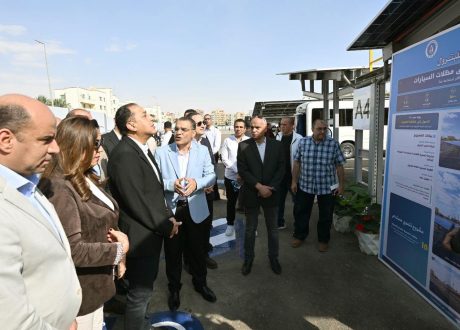 مدبولي يفتتح محطة للطاقة الشمسية بشركة النصر للبترول بالسويس بقدرة 1.2 ميجاوات
