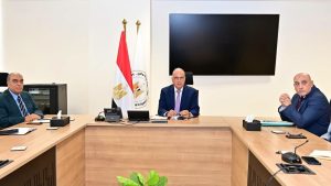 من التنبؤ بالمحاصيل إلى جدولة الري.. سويلم يوجه بربط البيانات لتحسين توزيع المياه