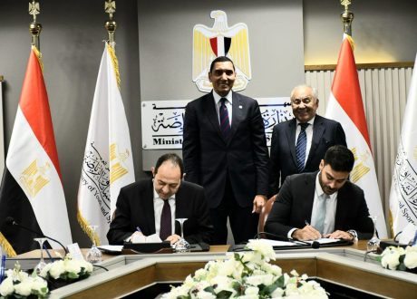 وزير الرياضة يشهد توقيع بروتوكول لإنشاء 27 مركزًا للتدريب التكنولوجي بمراكز الشباب