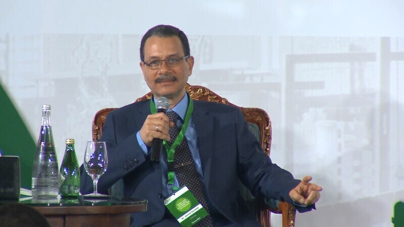 ملتقى المسؤولية المجتمعية الثاني- الجلسه الأولي بعنوان “الحكومه و الأستثمار في المواطن”ج3 3/5/2016