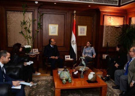 سحر نصر: محافظتا قنا وسوهاج حجر الزاوية لبرنامج التنمية المستدامة بالصعيد