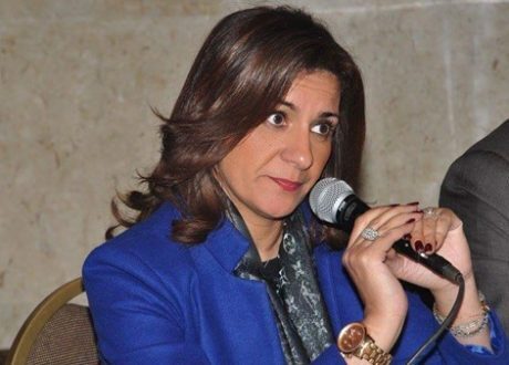 نبيلة مكرم :التنسيق مع رجال الأعمال المصريين بالخارج لتسويق منتجات المشروعات الصغيرة