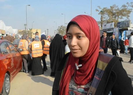 شاهد بالفيديو ..سألنا الناس تعرف ايه عن المسؤلية المجتمعية؟ والرد ( مش عارف) ..
