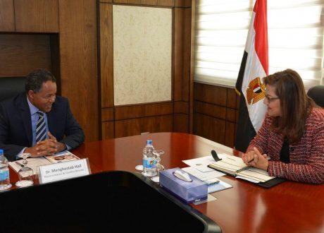 وزيرة التخطيط تبحث مع البنك الدولي وبرنامج الغذاء العالمي آليات تنفيذ أهداف التنمية المستدامة