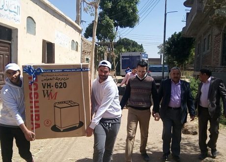 بالصور.. «العربي» تطلق حملة «شكرا يا أمى» بالأقصر‎