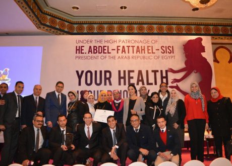 بالصور.. وزراء الصحة العرب يكرمون «سفراء العمل التطوعى» بعد 4 أعوام من الانجازات.. «الروبي»: قدمنا العديد من الخدمات والمساعدات الصحية بتمويل ذاتى
