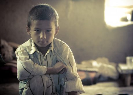 “كفالة اليتيم” في الإسلام والديانات السماوية