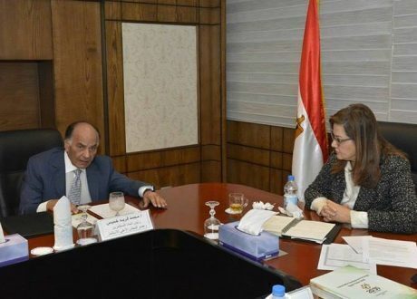 وزيرة التخطيط تستعرض دور الوزارة في تشجيع مبادرات توفير فرص العمل والتشغيل