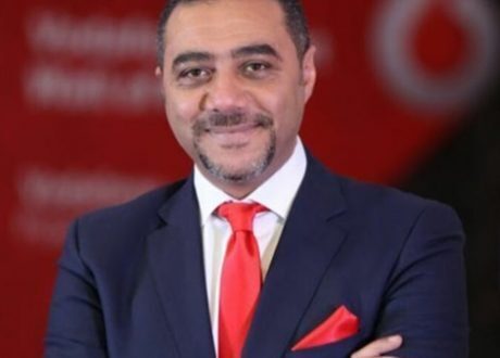    ايمن عصام لسى اس ار : فودافون من اكثر الشركات اهتماما بالعمل الخيرى والتنمية المستدامة.. ونتعاون مع المجتمع المدنى فى كثير من الاعمال المجتمعية   