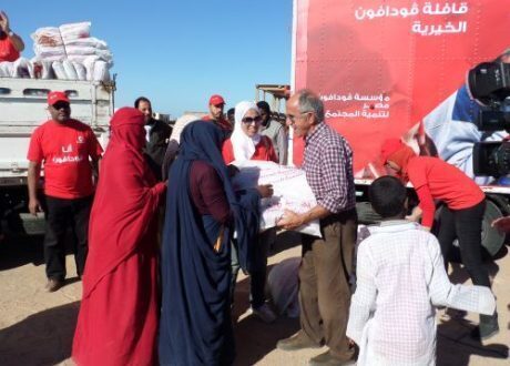 «فودافون لتنمية المجتمع» ترس مميز في «عجلة التنمية المصرية».. خرجت للنور في 2003.. حاربت «الامية» بمبادرة «العلم.. قوة» لتعليم ١٧ مليون مصري.. خلقت حلقة وصل بين بين شباب الجامعات وسوق العمل.. وحاصرت «المرض» في قرى مصر النائية