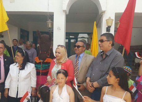بالصور…نفحات ثقافية بمحافظة البحر الأحمر للرقي بالذوق العام