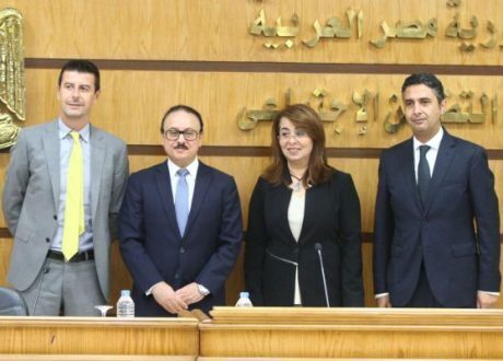 بروتوكول تعاون بين بنك ناصر وشركات الاتصالات لصرف النفقة للمطلقات عبر المحمول