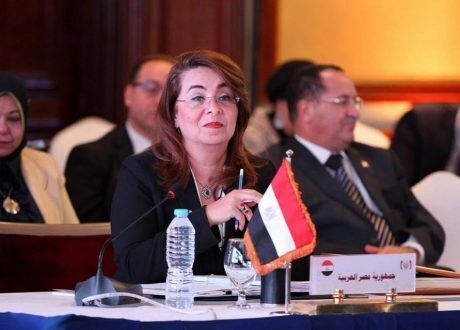 غادة والي تفتتح منتدى حول تطوير أرضية «حماية اجتماعية» في مصر