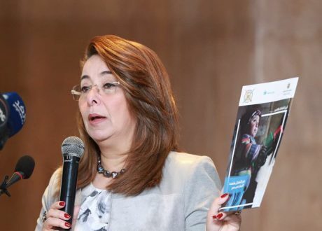 غادة والي: الدولة ملتزمة بحماية الطبقات الأكثر فقرًا رغم الظروف الاقتصادية
