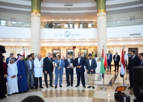 بالصور..وفد إماراتي يضع «حجر أساس» المرحلة الثالثة لمستشفى «أورام» الأقصر