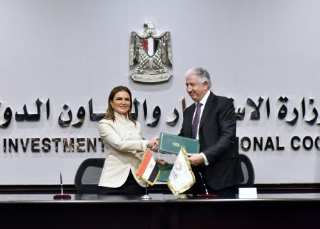 «نصر» توقع اتفاقية بقيمة 3 مليار دولار لتوفير السلع الأساسية