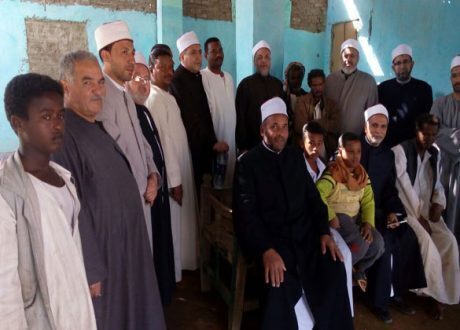 قافلة «البحوث الإسلامية» تواصل برنامجها الدعوي والإنساني في حلايب وشلاتين وأبو رماد