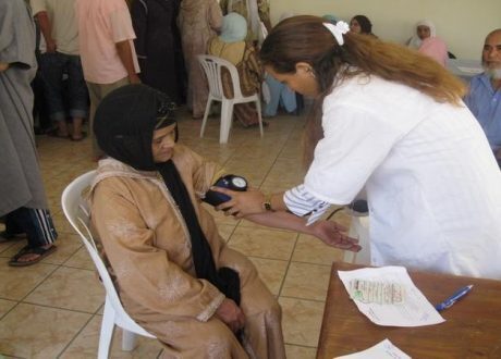 محافظة القليوبية تطلق «قافلة طبيبة» مجانية لعلاج المواطنين بمركز قليوب
