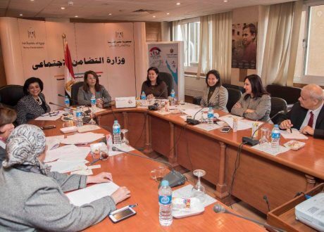 «والي»: احتفالية لتكريم الأمهات المثاليات الأسبوع الثالث من مارس المقبل برعاية وحضور رئيس الجمهورية