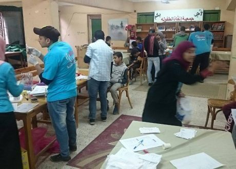 «التضامن» تطلق قافلة طبية بالتعاون مع «رسالة»..وتكرم أبناء «إنقاذ الطفولة» المتفوقين دراسيا