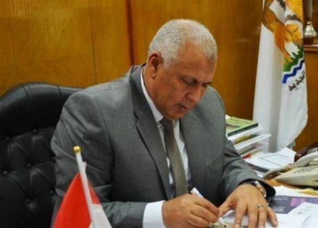 تنفيذ مشروعات دعم شبكات الكهرباء بالوادى الجديد بتكلفة 63 مليون جنيه
