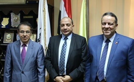 بروتوكول تعاون بين جامعتي بني سويف والمنيا بمجال «التعليم الالكتروني المدمج»