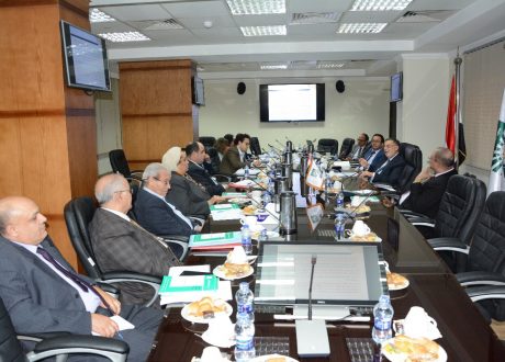 معهد التخطيط القومي يعقد جلسة نقاشية لإعداد خطة التنمية المستدامة متوسطة المدى