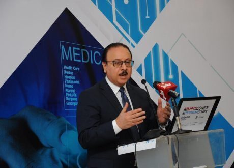 وزير الاتصالات :القيادة السياسية مهتمة بضرورة سرعة التحول الرقمى للمجتمع 