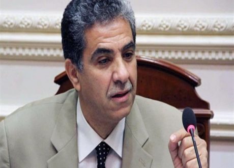 وزير البيئة يفتتح خط استخدام بدائل الوقود “الهوت ديسك” بالسويس