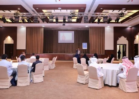 مركز عجمان للمسؤولية المجتمعية ينظم دورة في لغة الاشارة لموظفي الخدمات