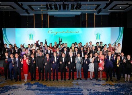 منح 64 رائد أعمال جائزة المشروعات المسئولة مجتمعيا في آسيا لعام 2019