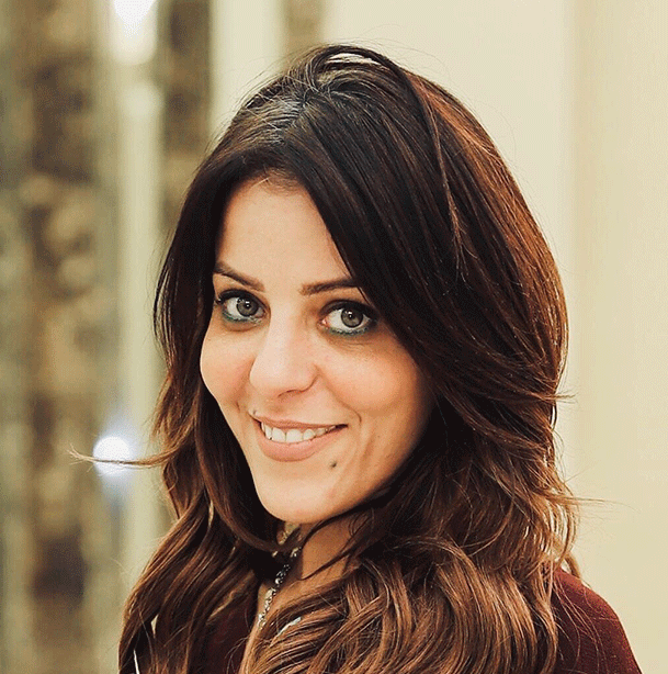 الاستاذة شيرين شاهين