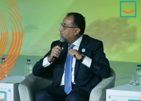رئيس الوزراء : توفير كل ماتحتاجه الفئات الأكثر فقرا بالتعاون مع كل المؤسسات في مصر