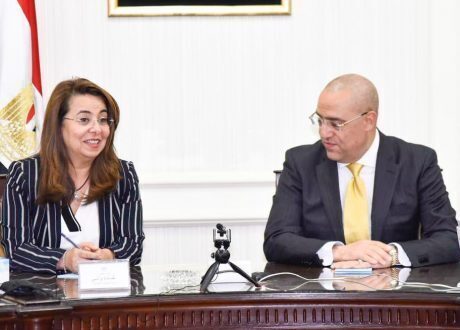 بروتوكول بين “المجتمعات العمرانية” ووزارة التضامن  لتوفير مبانٍ تستخدم كحضانات بالمدن الجديدة