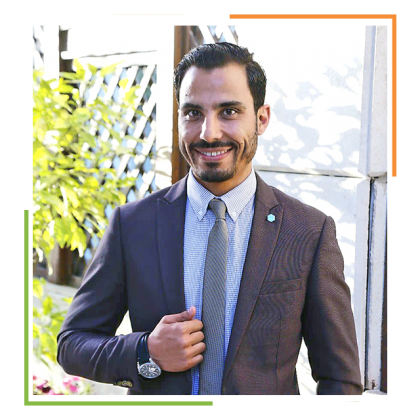 الاستاذ أحمد مصطفي العمرة